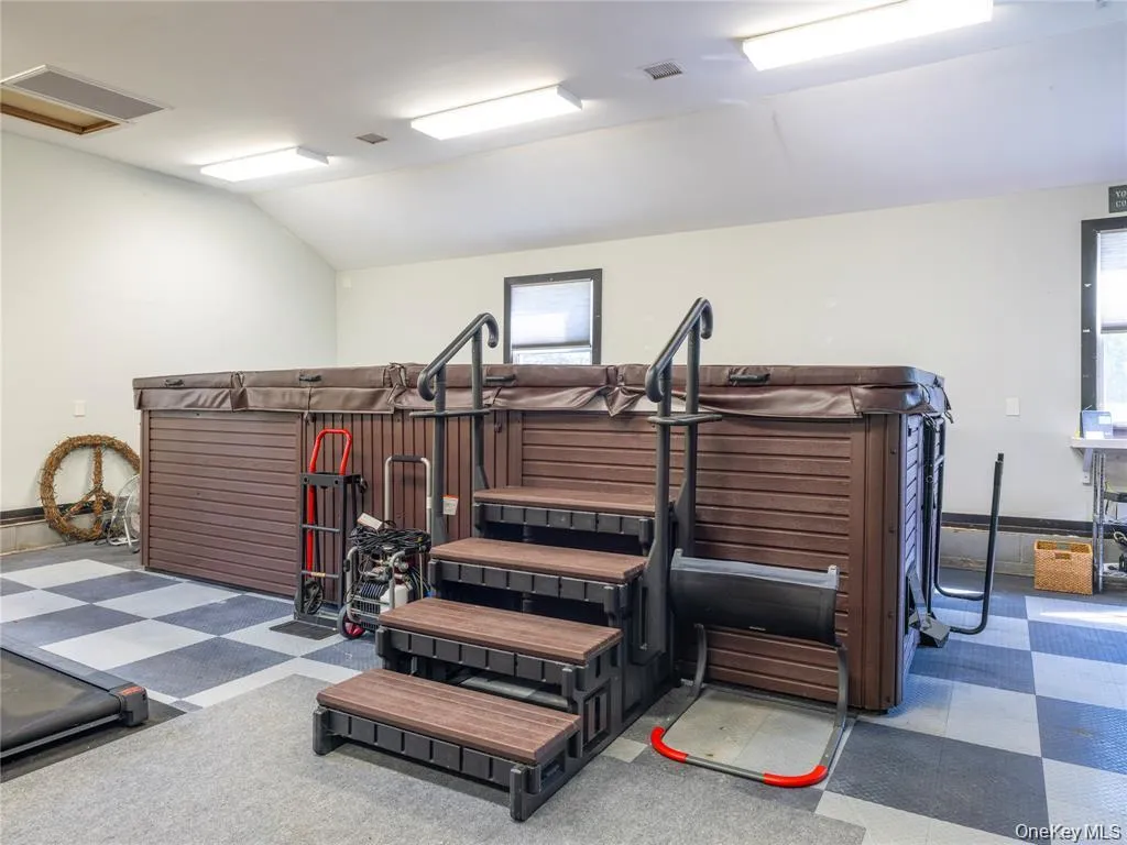 3275 Skunk Lane, Southold, NY, 4 Bedrooms Bedrooms, 6 Rooms Rooms,1 BathroomBathrooms,Residential,For Rent,Skunk,0,967817 3275 Skunk Lane, Southold, NY, 4 Bedrooms Bedrooms, 6 Rooms Rooms,1 BathroomBathrooms,Residential,For Rent,Skunk,0,967817