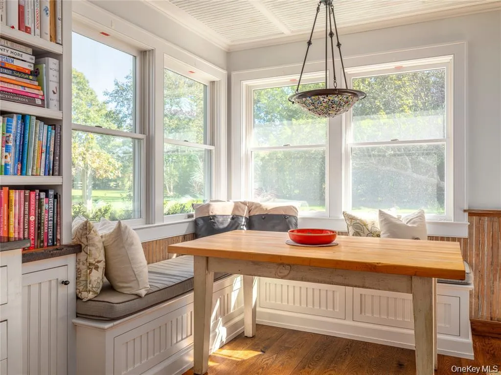 3275 Skunk Lane, Southold, NY, 4 Bedrooms Bedrooms, 6 Rooms Rooms,1 BathroomBathrooms,Residential,For Rent,Skunk,0,967817 3275 Skunk Lane, Southold, NY, 4 Bedrooms Bedrooms, 6 Rooms Rooms,1 BathroomBathrooms,Residential,For Rent,Skunk,0,967817