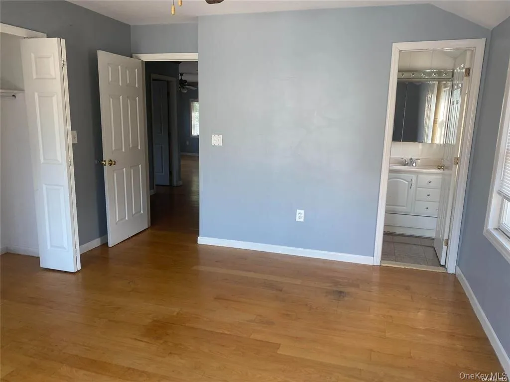 81-15 242nd Street, New York, NY, 3 Bedrooms Bedrooms, 7 Rooms Rooms,2 BathroomsBathrooms,Residential Lease,For Rent,242nd,0,967820 81-15 242nd Street, New York, NY, 3 Bedrooms Bedrooms, 7 Rooms Rooms,2 BathroomsBathrooms,Residential Lease,For Rent,242nd,0,967820