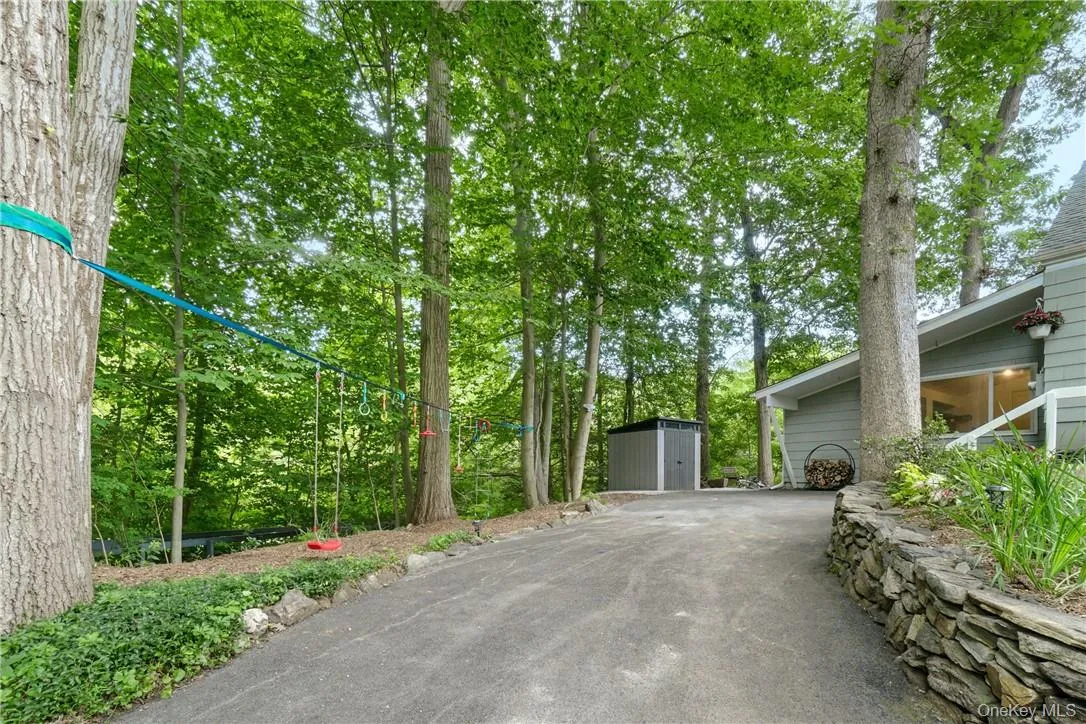 64 Pine Cliff Road, New Castle, NY, 3 Bedrooms Bedrooms, 9 Rooms Rooms,2 BathroomsBathrooms,Residential Lease,For Rent,Pine Cliff,0,967830 64 Pine Cliff Road, New Castle, NY, 3 Bedrooms Bedrooms, 9 Rooms Rooms,2 BathroomsBathrooms,Residential Lease,For Rent,Pine Cliff,0,967830