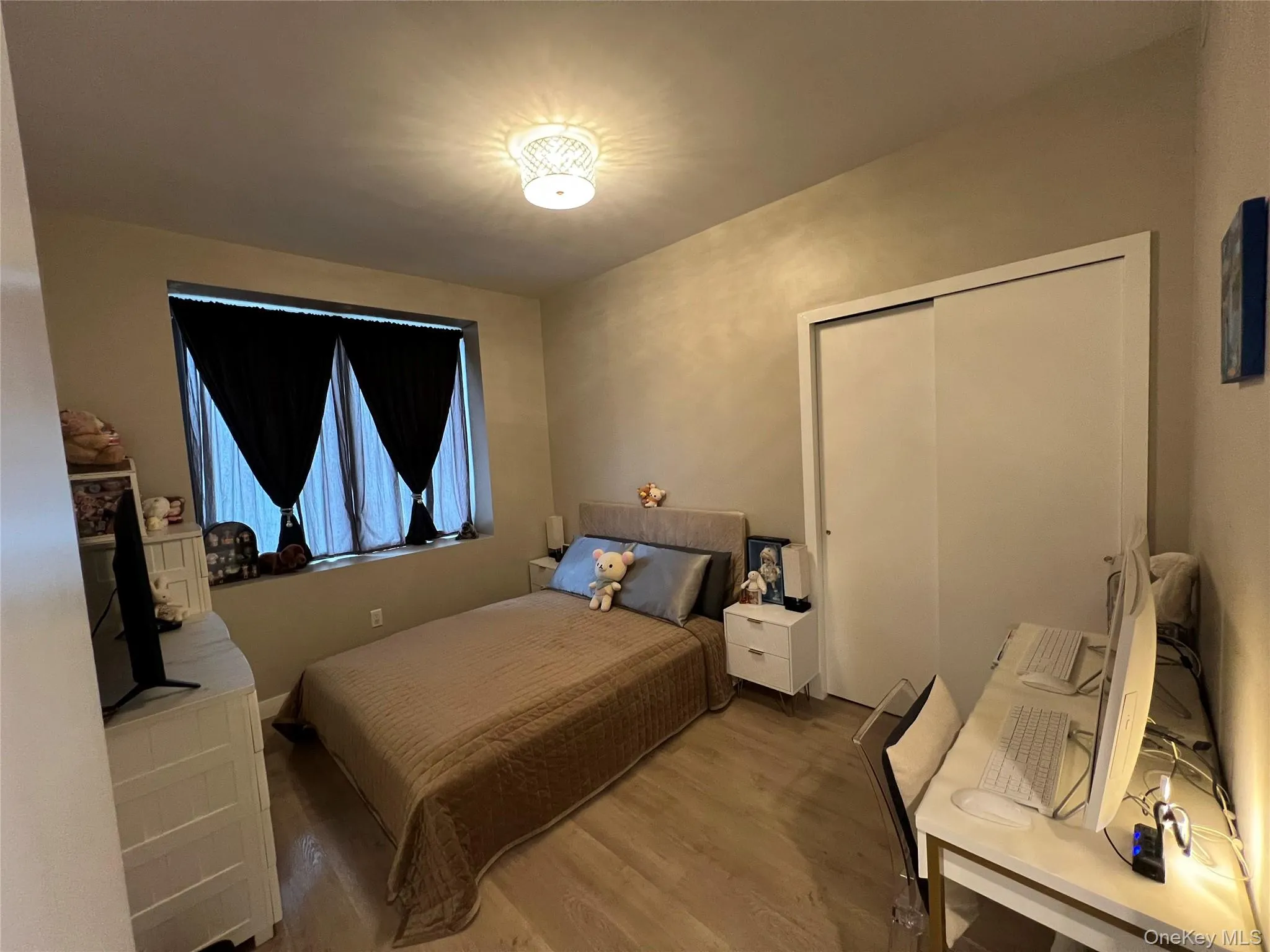 42-18 147th Street, New York, NY, 1 Bedroom Bedrooms, 4 Rooms Rooms,1 BathroomBathrooms,Residential,For Rent,147th,0,967843 42-18 147th Street, New York, NY, 1 Bedroom Bedrooms, 4 Rooms Rooms,1 BathroomBathrooms,Residential,For Rent,147th,0,967843