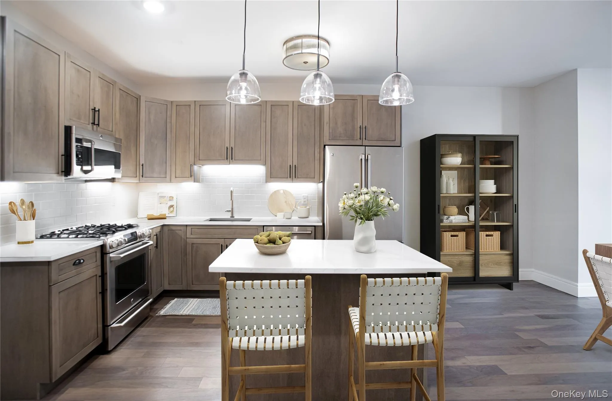 Kitchen*photo of similar unit Kitchen*photo of similar unit