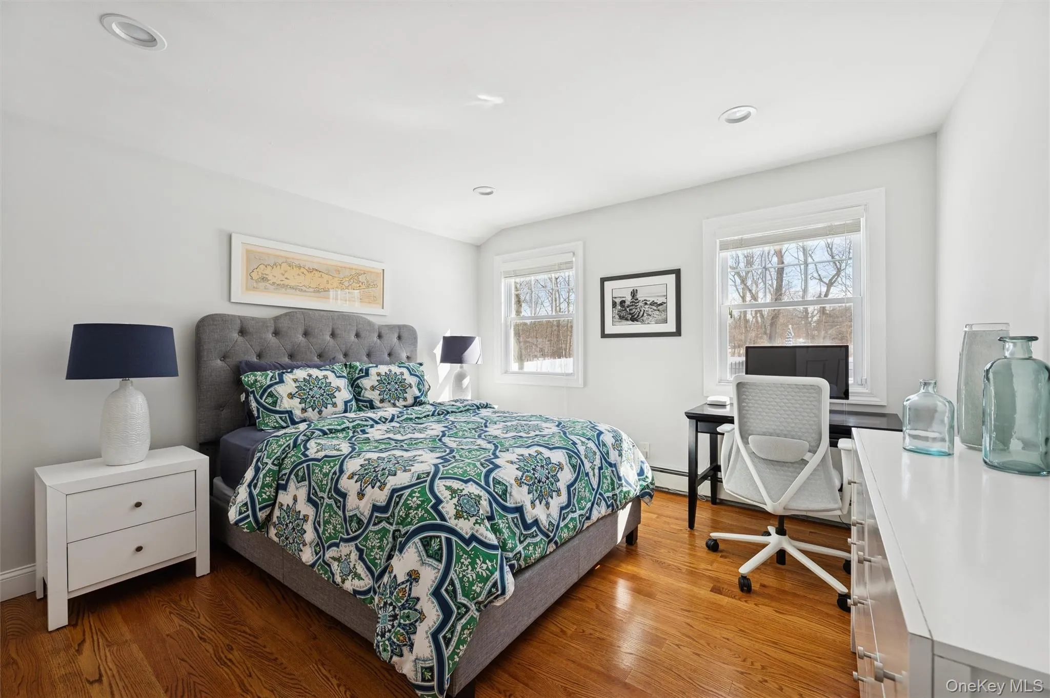 4 Stuart Court, Southampton, NY, 3 Bedrooms Bedrooms, 11 Rooms Rooms,3 BathroomsBathrooms,Residential Lease,For Rent,Stuart,0,967849 4 Stuart Court, Southampton, NY, 3 Bedrooms Bedrooms, 11 Rooms Rooms,3 BathroomsBathrooms,Residential Lease,For Rent,Stuart,0,967849