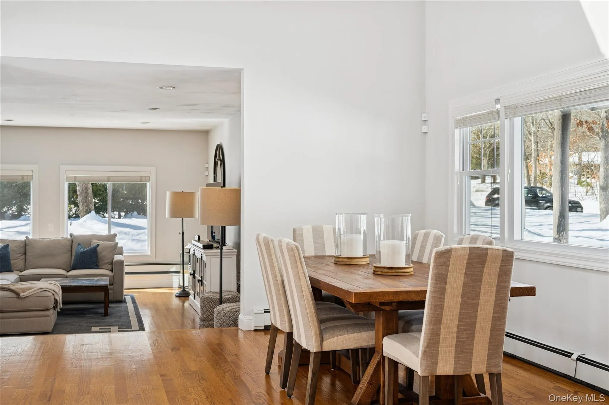 4 Stuart Court, Southampton, NY, 3 Bedrooms Bedrooms, 11 Rooms Rooms,3 BathroomsBathrooms,Residential Lease,For Rent,Stuart,0,967849 4 Stuart Court, Southampton, NY, 3 Bedrooms Bedrooms, 11 Rooms Rooms,3 BathroomsBathrooms,Residential Lease,For Rent,Stuart,0,967849