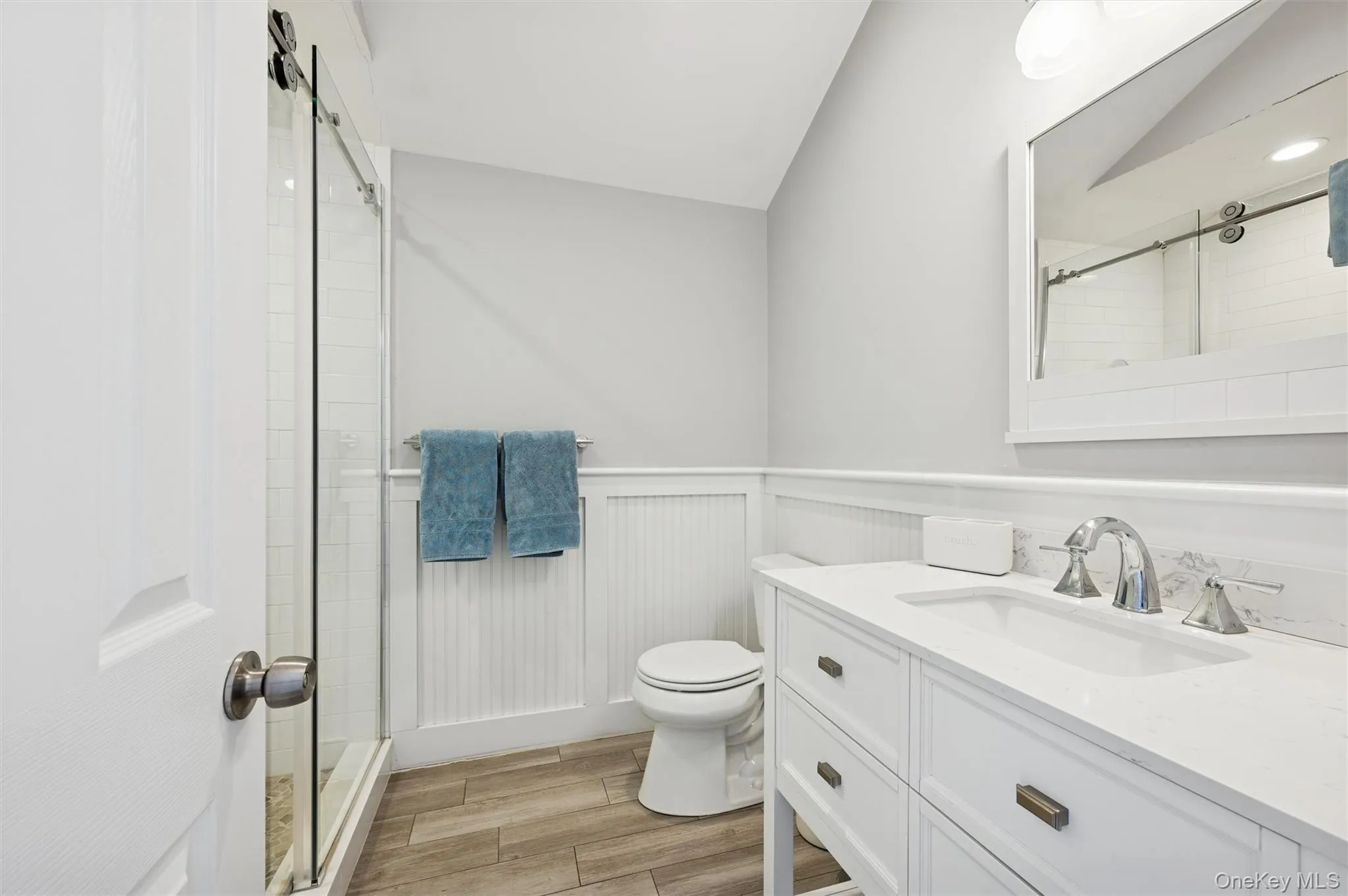 4 Stuart Court, Southampton, NY, 3 Bedrooms Bedrooms, 11 Rooms Rooms,3 BathroomsBathrooms,Residential Lease,For Rent,Stuart,0,967849 4 Stuart Court, Southampton, NY, 3 Bedrooms Bedrooms, 11 Rooms Rooms,3 BathroomsBathrooms,Residential Lease,For Rent,Stuart,0,967849