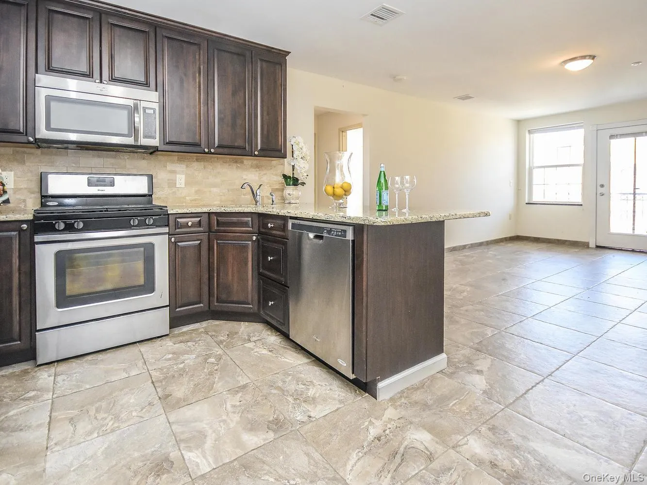 400 Carney Street, Glen Cove, NY, 2 Bedrooms Bedrooms, 2 Rooms Rooms,1 BathroomBathrooms,Residential Lease,For Rent,Carney,0,967851 400 Carney Street, Glen Cove, NY, 2 Bedrooms Bedrooms, 2 Rooms Rooms,1 BathroomBathrooms,Residential Lease,For Rent,Carney,0,967851