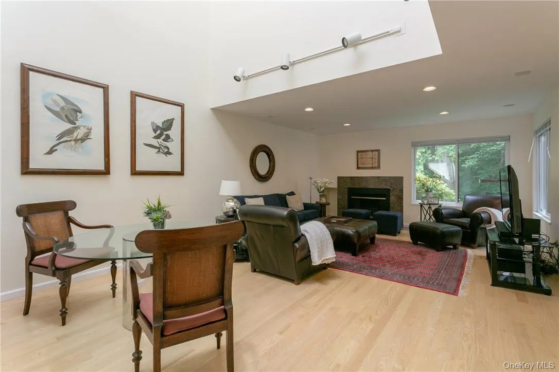 118 Stone Bridge Square, New Castle, NY, 3 Bedrooms Bedrooms, 6 Rooms Rooms,2 BathroomsBathrooms,Residential Lease,For Rent,Stone Bridge,0,967857 118 Stone Bridge Square, New Castle, NY, 3 Bedrooms Bedrooms, 6 Rooms Rooms,2 BathroomsBathrooms,Residential Lease,For Rent,Stone Bridge,0,967857