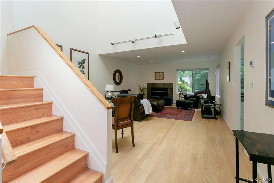 118 Stone Bridge Square, New Castle, NY, 3 Bedrooms Bedrooms, 6 Rooms Rooms,2 BathroomsBathrooms,Residential Lease,For Rent,Stone Bridge,0,967857 118 Stone Bridge Square, New Castle, NY, 3 Bedrooms Bedrooms, 6 Rooms Rooms,2 BathroomsBathrooms,Residential Lease,For Rent,Stone Bridge,0,967857