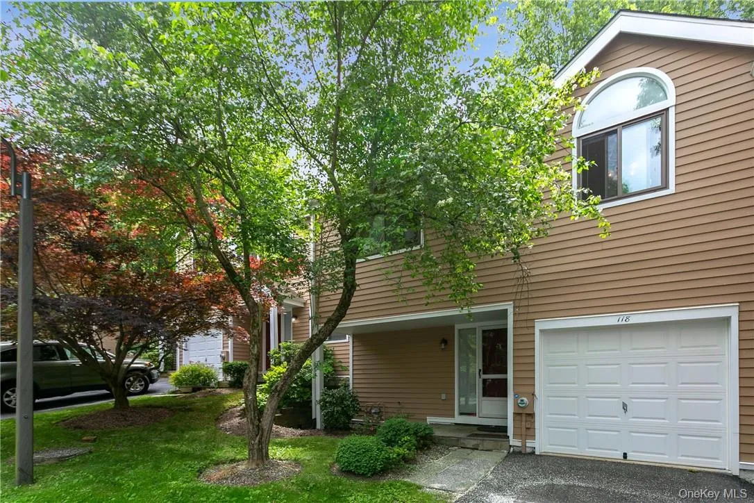 118 Stone Bridge Square, New Castle, NY, 3 Bedrooms Bedrooms, 6 Rooms Rooms,2 BathroomsBathrooms,Residential Lease,For Rent,Stone Bridge,0,967857 118 Stone Bridge Square, New Castle, NY, 3 Bedrooms Bedrooms, 6 Rooms Rooms,2 BathroomsBathrooms,Residential Lease,For Rent,Stone Bridge,0,967857