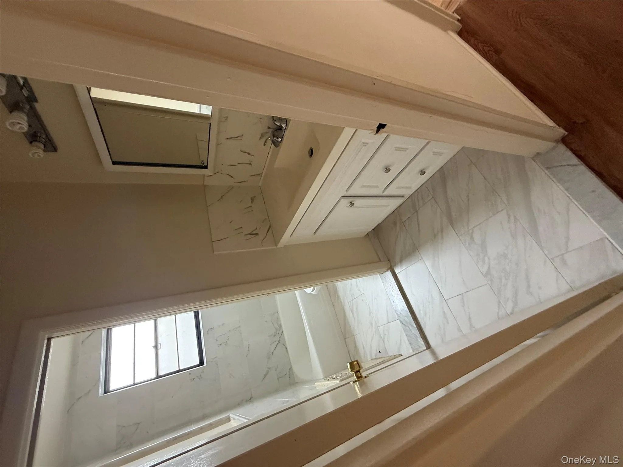 190 First Street, North Hempstead, NY, 1 Bedroom Bedrooms, 3 Rooms Rooms,1 BathroomBathrooms,Residential Lease,For Rent,First,0,967875 190 First Street, North Hempstead, NY, 1 Bedroom Bedrooms, 3 Rooms Rooms,1 BathroomBathrooms,Residential Lease,For Rent,First,0,967875