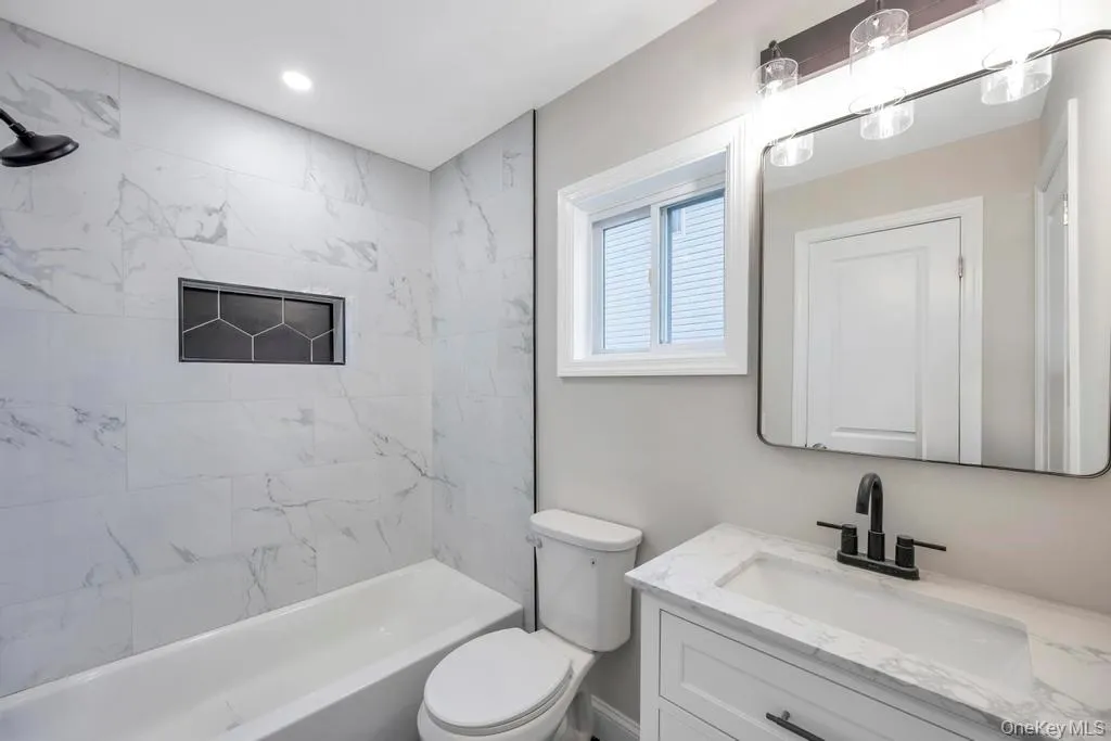 52 Halycon Road, Babylon, NY, 3 Bedrooms Bedrooms, 7 Rooms Rooms,2 BathroomsBathrooms,Residential,For Rent,Halycon,0,967879 52 Halycon Road, Babylon, NY, 3 Bedrooms Bedrooms, 7 Rooms Rooms,2 BathroomsBathrooms,Residential,For Rent,Halycon,0,967879