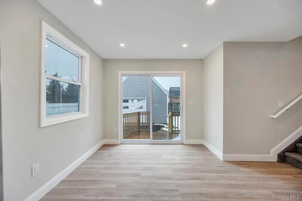 52 Halycon Road, Babylon, NY, 3 Bedrooms Bedrooms, 7 Rooms Rooms,2 BathroomsBathrooms,Residential,For Rent,Halycon,0,967879 52 Halycon Road, Babylon, NY, 3 Bedrooms Bedrooms, 7 Rooms Rooms,2 BathroomsBathrooms,Residential,For Rent,Halycon,0,967879