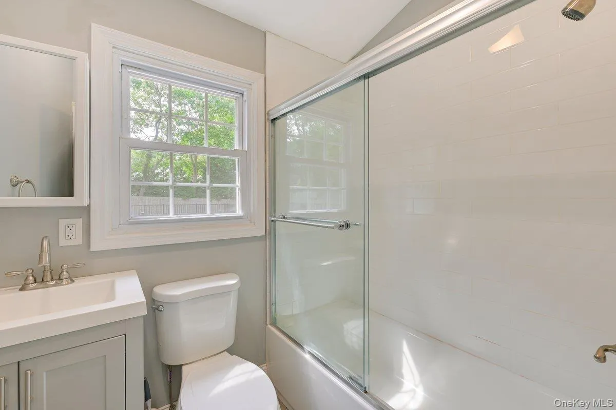 2 Fairview Road, Southampton, NY, 2 Bedrooms Bedrooms, 4 Rooms Rooms,1 BathroomBathrooms,Residential Lease,For Rent,Fairview,0,967885 2 Fairview Road, Southampton, NY, 2 Bedrooms Bedrooms, 4 Rooms Rooms,1 BathroomBathrooms,Residential Lease,For Rent,Fairview,0,967885