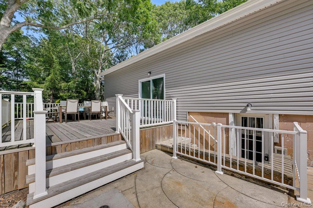 2 Fairview Road, Southampton, NY, 2 Bedrooms Bedrooms, 4 Rooms Rooms,1 BathroomBathrooms,Residential Lease,For Rent,Fairview,0,967885 2 Fairview Road, Southampton, NY, 2 Bedrooms Bedrooms, 4 Rooms Rooms,1 BathroomBathrooms,Residential Lease,For Rent,Fairview,0,967885