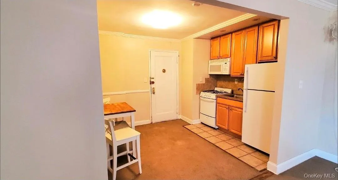 105-37 64th Avenue, New York, NY, 2 Rooms Rooms,1 BathroomBathrooms,Residential,For Rent,64th,0,967893 105-37 64th Avenue, New York, NY, 2 Rooms Rooms,1 BathroomBathrooms,Residential,For Rent,64th,0,967893