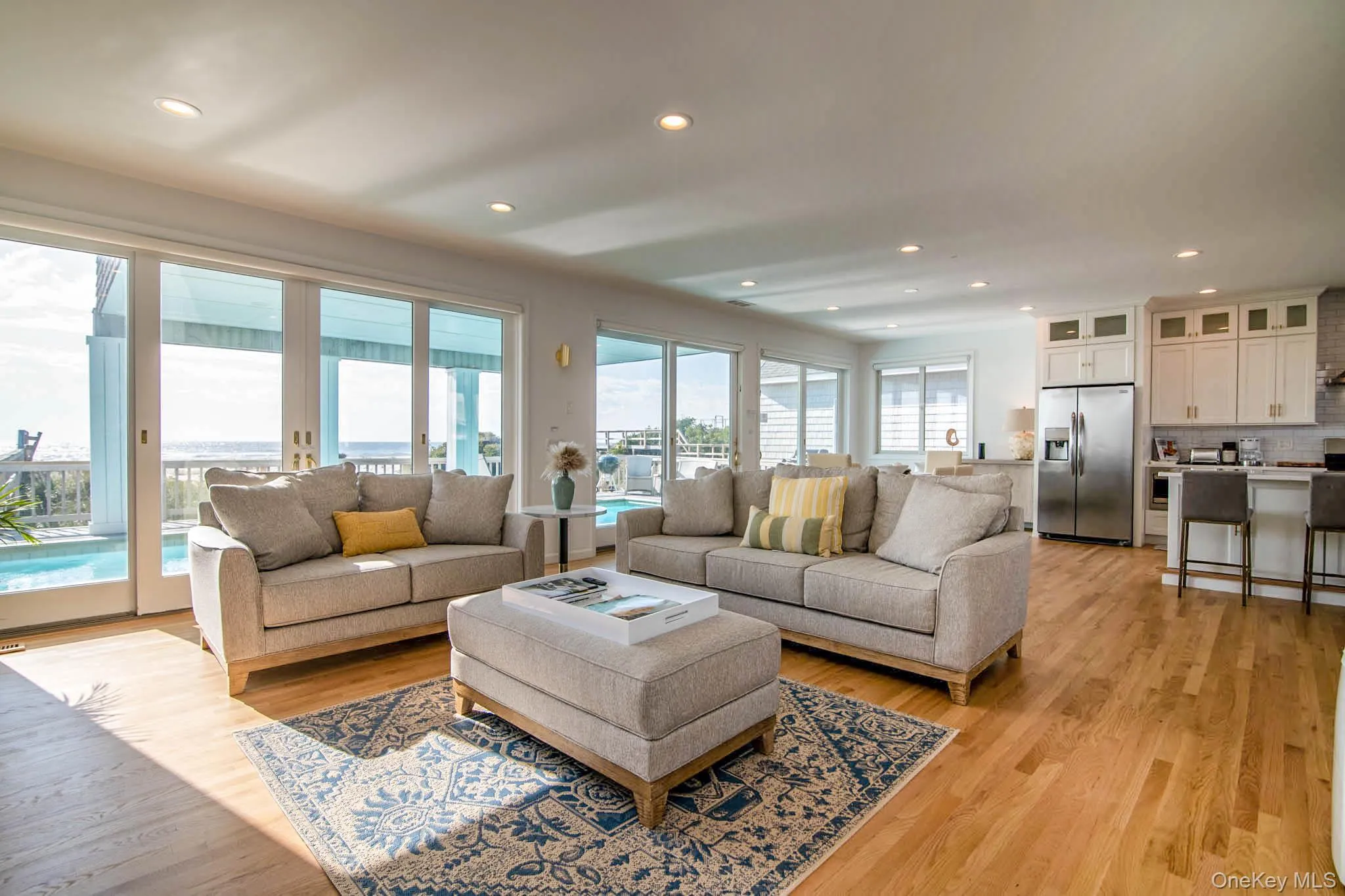 675 Dune Road, Southampton, NY, 4 Bedrooms Bedrooms, 8 Rooms Rooms,4 BathroomsBathrooms,Residential Lease,For Rent,Dune,0,967900 675 Dune Road, Southampton, NY, 4 Bedrooms Bedrooms, 8 Rooms Rooms,4 BathroomsBathrooms,Residential Lease,For Rent,Dune,0,967900