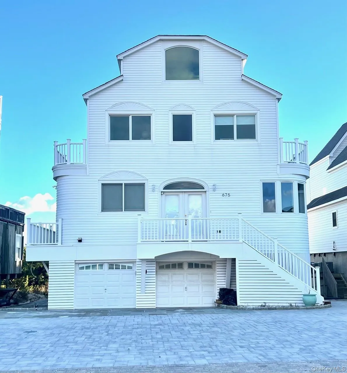 675 Dune Road, Southampton, NY, 4 Bedrooms Bedrooms, 8 Rooms Rooms,4 BathroomsBathrooms,Residential Lease,For Rent,Dune,0,967900 675 Dune Road, Southampton, NY, 4 Bedrooms Bedrooms, 8 Rooms Rooms,4 BathroomsBathrooms,Residential Lease,For Rent,Dune,0,967900