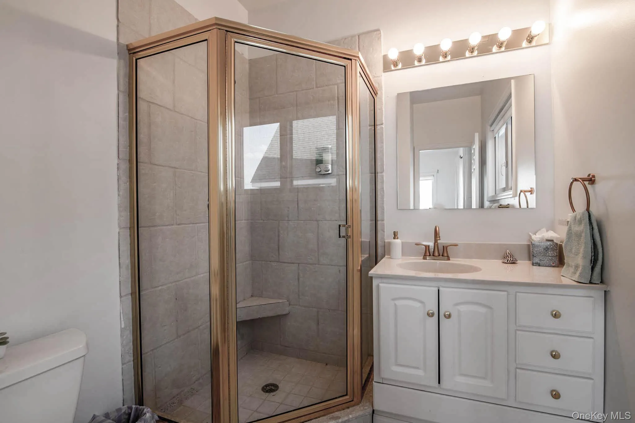 675 Dune Road, Southampton, NY, 4 Bedrooms Bedrooms, 8 Rooms Rooms,4 BathroomsBathrooms,Residential Lease,For Rent,Dune,0,967900 675 Dune Road, Southampton, NY, 4 Bedrooms Bedrooms, 8 Rooms Rooms,4 BathroomsBathrooms,Residential Lease,For Rent,Dune,0,967900