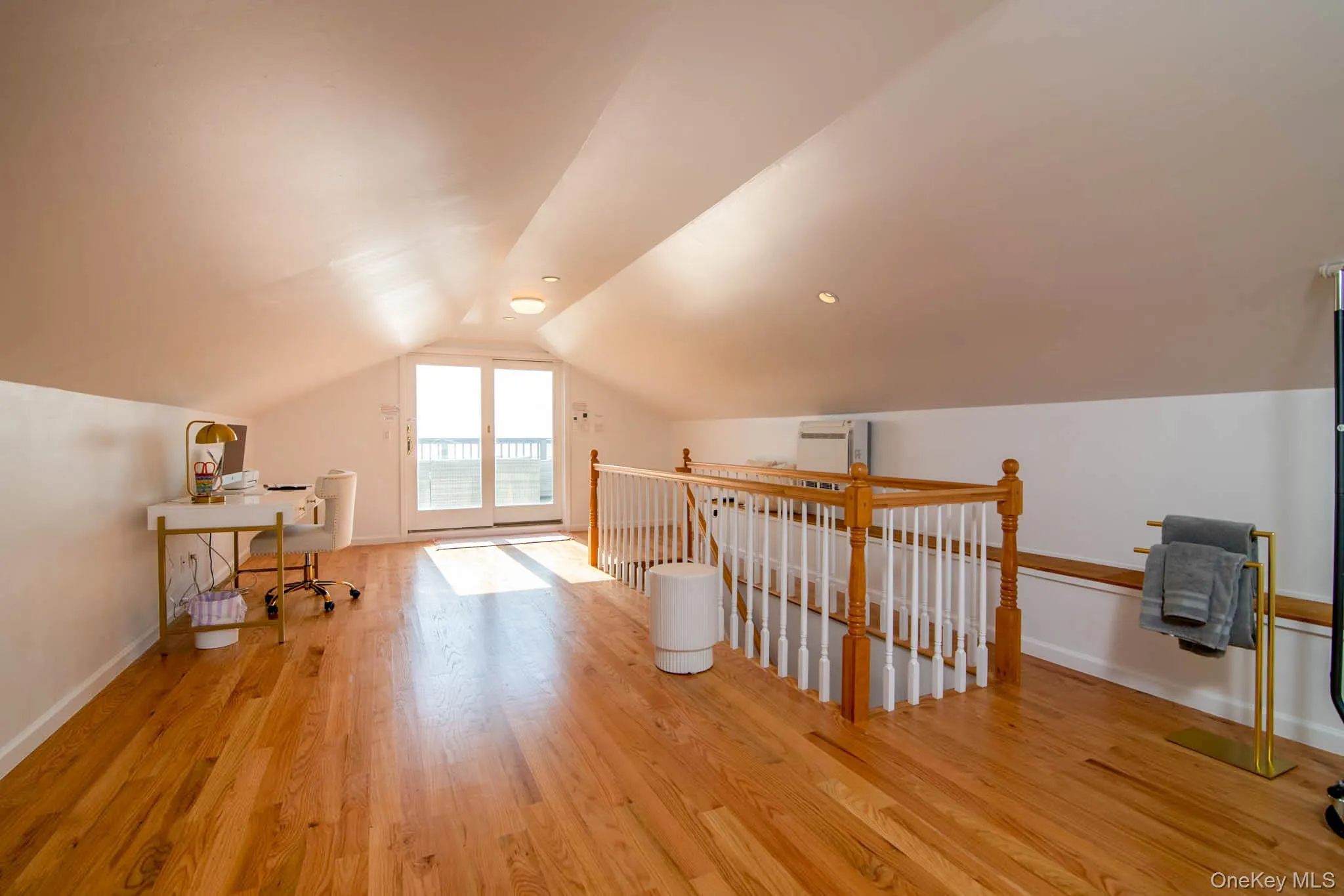 675 Dune Road, Southampton, NY, 4 Bedrooms Bedrooms, 8 Rooms Rooms,4 BathroomsBathrooms,Residential Lease,For Rent,Dune,0,967900 675 Dune Road, Southampton, NY, 4 Bedrooms Bedrooms, 8 Rooms Rooms,4 BathroomsBathrooms,Residential Lease,For Rent,Dune,0,967900