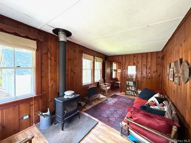 94 Airport Road, Highland, NY, 2 Bedrooms Bedrooms, 5 Rooms Rooms,1 BathroomBathrooms,Residential,For Rent,Airport,0,967910 94 Airport Road, Highland, NY, 2 Bedrooms Bedrooms, 5 Rooms Rooms,1 BathroomBathrooms,Residential,For Rent,Airport,0,967910