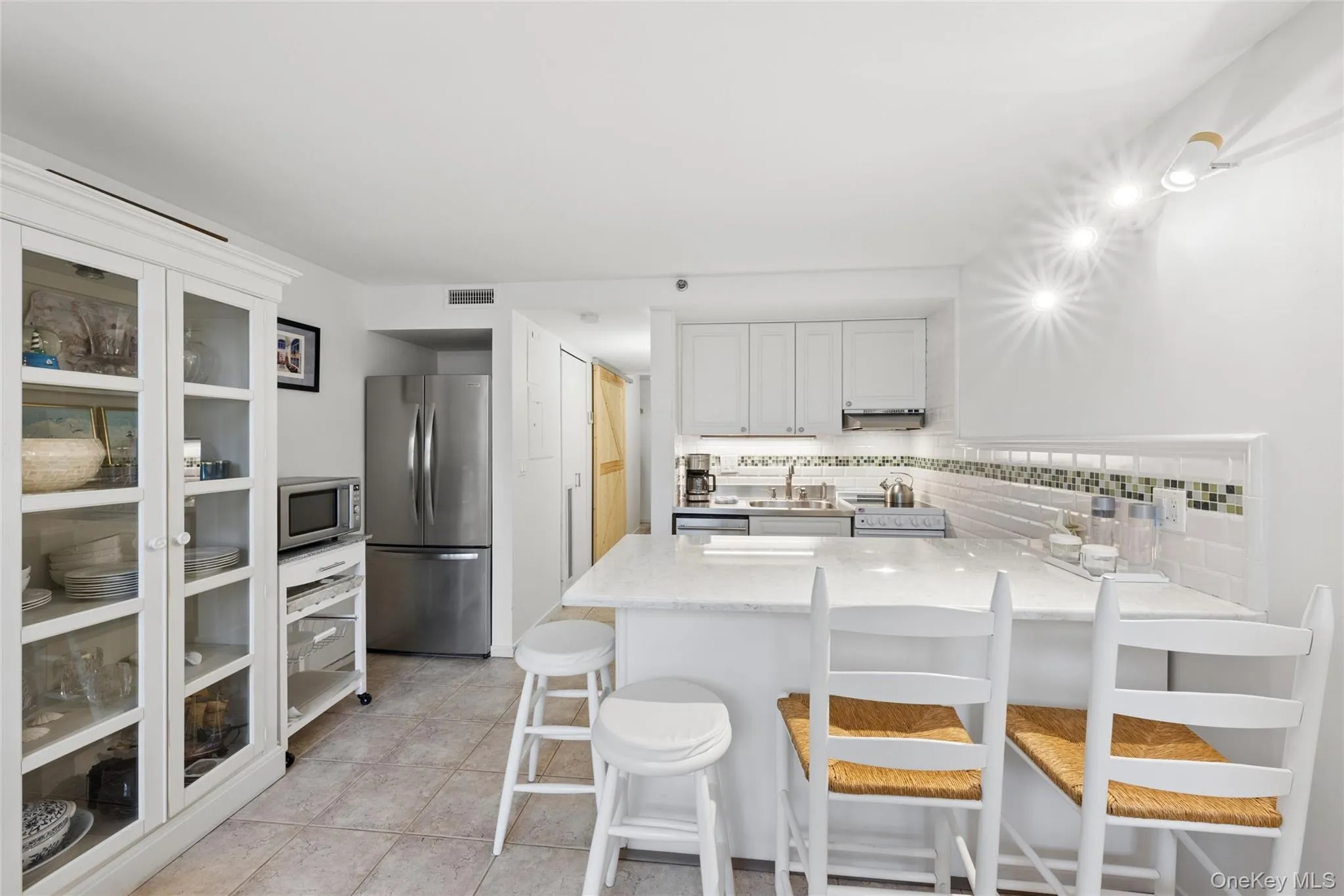 236 Edgemere Street Unit 127, East Hampton, New York 11954