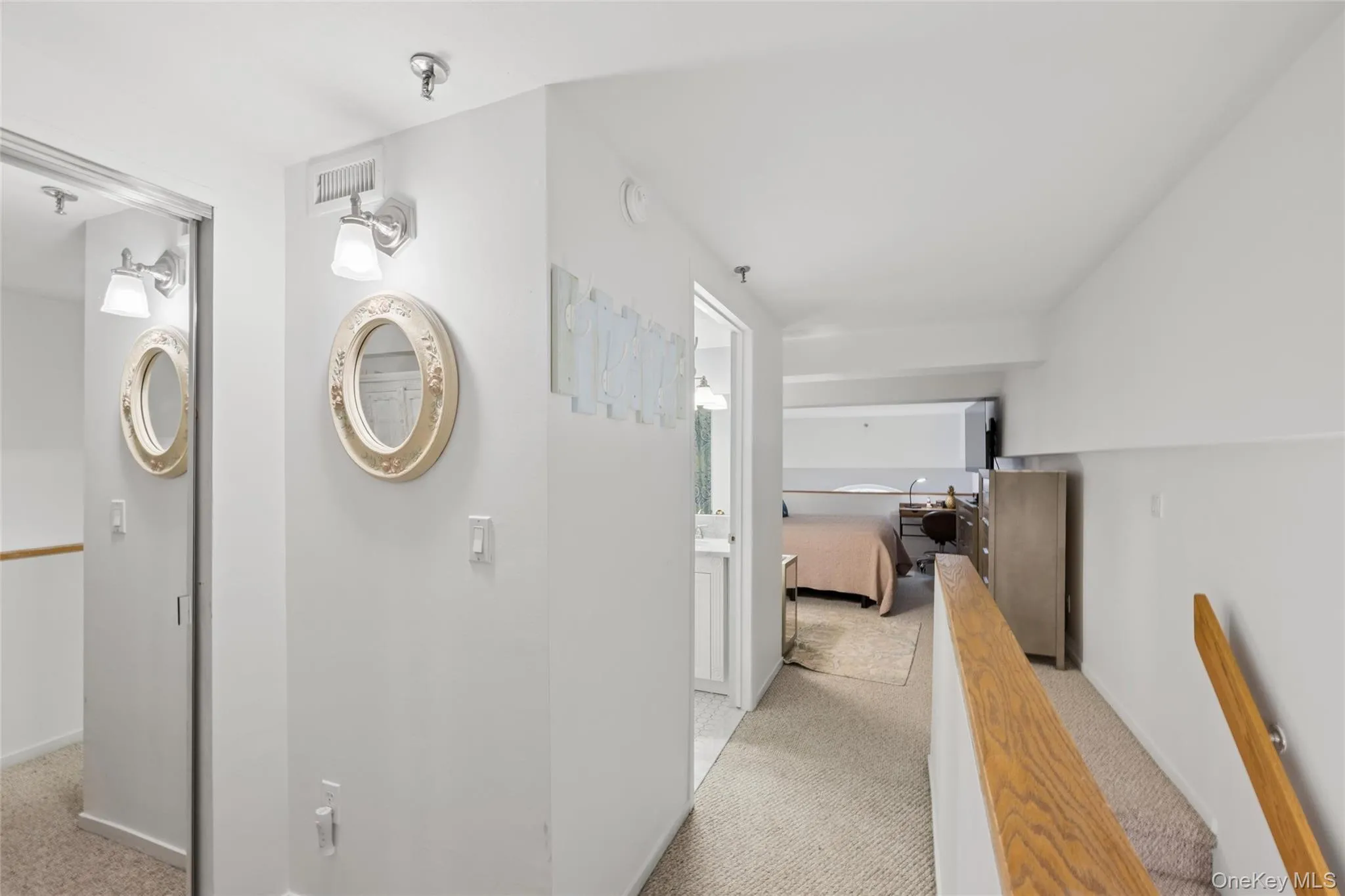 236 Edgemere Street Unit 127, East Hampton, New York 11954
