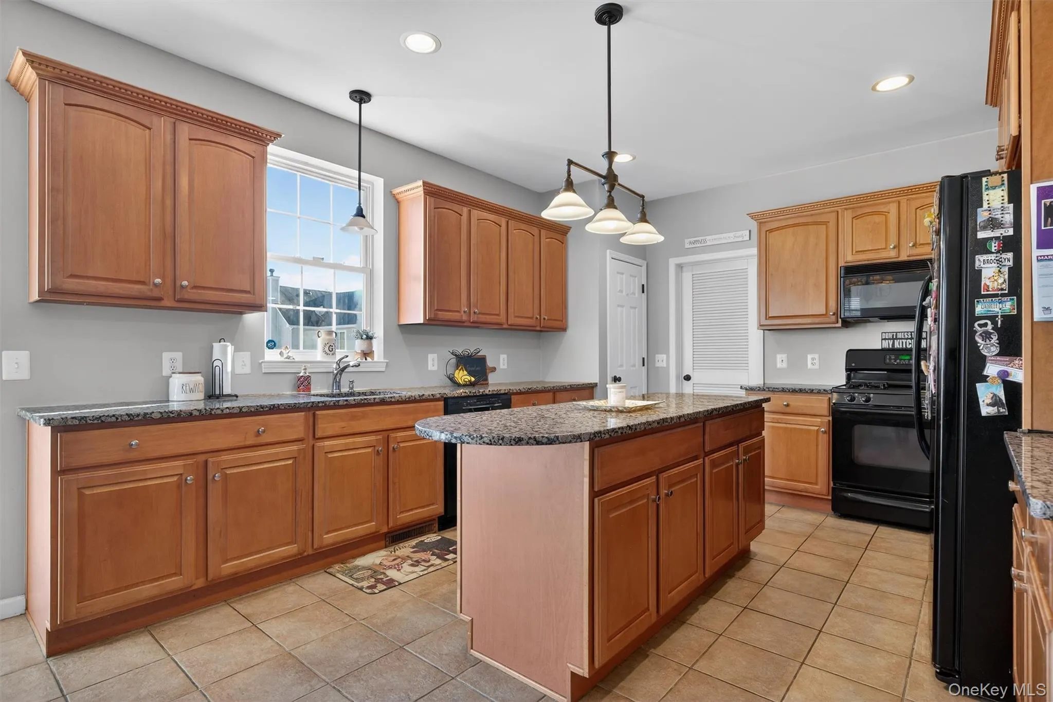 3 Moorefield Circle, Woodbury, NY, 4 Bedrooms Bedrooms, 8 Rooms Rooms,2 BathroomsBathrooms,Residential,For Rent,Moorefield,0,967915 3 Moorefield Circle, Woodbury, NY, 4 Bedrooms Bedrooms, 8 Rooms Rooms,2 BathroomsBathrooms,Residential,For Rent,Moorefield,0,967915