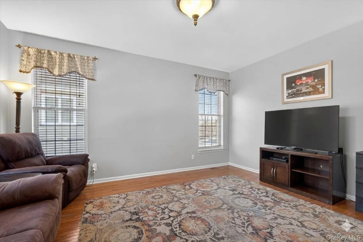 3 Moorefield Circle, Woodbury, NY, 4 Bedrooms Bedrooms, 8 Rooms Rooms,2 BathroomsBathrooms,Residential,For Rent,Moorefield,0,967915 3 Moorefield Circle, Woodbury, NY, 4 Bedrooms Bedrooms, 8 Rooms Rooms,2 BathroomsBathrooms,Residential,For Rent,Moorefield,0,967915