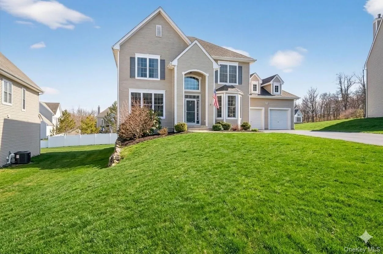 3 Moorefield Circle, Woodbury, NY, 4 Bedrooms Bedrooms, 8 Rooms Rooms,2 BathroomsBathrooms,Residential,For Rent,Moorefield,0,967915 3 Moorefield Circle, Woodbury, NY, 4 Bedrooms Bedrooms, 8 Rooms Rooms,2 BathroomsBathrooms,Residential,For Rent,Moorefield,0,967915
