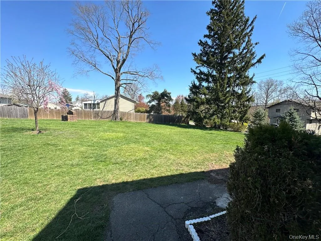 68 Massachusetts Avenue, Clarkstown, NY, 2 Bedrooms Bedrooms, 5 Rooms Rooms,1 BathroomBathrooms,Residential Lease,For Rent,Massachusetts,0,967919 68 Massachusetts Avenue, Clarkstown, NY, 2 Bedrooms Bedrooms, 5 Rooms Rooms,1 BathroomBathrooms,Residential Lease,For Rent,Massachusetts,0,967919