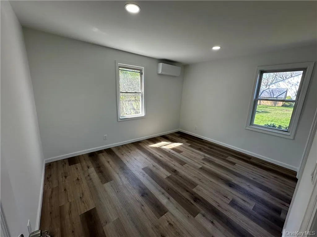 68 Massachusetts Avenue, Clarkstown, NY, 2 Bedrooms Bedrooms, 5 Rooms Rooms,1 BathroomBathrooms,Residential Lease,For Rent,Massachusetts,0,967919 68 Massachusetts Avenue, Clarkstown, NY, 2 Bedrooms Bedrooms, 5 Rooms Rooms,1 BathroomBathrooms,Residential Lease,For Rent,Massachusetts,0,967919