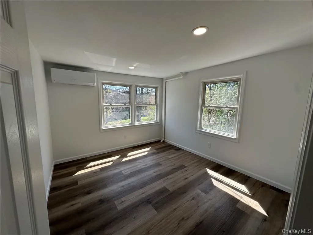 68 Massachusetts Avenue, Clarkstown, NY, 2 Bedrooms Bedrooms, 5 Rooms Rooms,1 BathroomBathrooms,Residential Lease,For Rent,Massachusetts,0,967919 68 Massachusetts Avenue, Clarkstown, NY, 2 Bedrooms Bedrooms, 5 Rooms Rooms,1 BathroomBathrooms,Residential Lease,For Rent,Massachusetts,0,967919