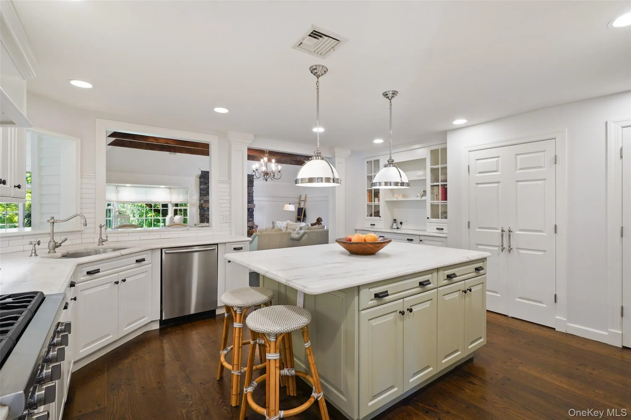 48 Davids Way, Bedford, NY, 4 Bedrooms Bedrooms, 10 Rooms Rooms,5 BathroomsBathrooms,Residential,For Rent,Davids,0,967950 48 Davids Way, Bedford, NY, 4 Bedrooms Bedrooms, 10 Rooms Rooms,5 BathroomsBathrooms,Residential,For Rent,Davids,0,967950