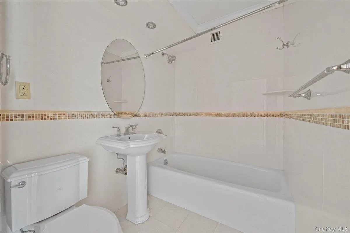 3511 Cambridge Avenue, New York, NY, 2 Bedrooms Bedrooms, 5 Rooms Rooms,2 BathroomsBathrooms,Residential Lease,For Rent,Cambridge,0,967953 3511 Cambridge Avenue, New York, NY, 2 Bedrooms Bedrooms, 5 Rooms Rooms,2 BathroomsBathrooms,Residential Lease,For Rent,Cambridge,0,967953