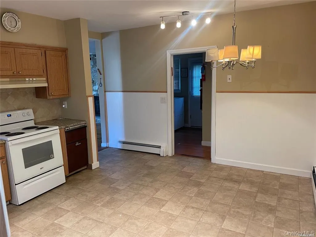 217 Greeley, Islip, NY, 4 Bedrooms Bedrooms, 7 Rooms Rooms,2 BathroomsBathrooms,Residential Lease,For Rent,Greeley,0,967958 217 Greeley, Islip, NY, 4 Bedrooms Bedrooms, 7 Rooms Rooms,2 BathroomsBathrooms,Residential Lease,For Rent,Greeley,0,967958
