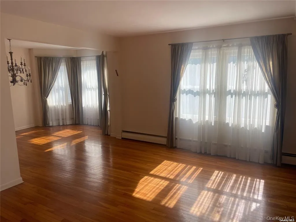217 Greeley, Islip, NY, 4 Bedrooms Bedrooms, 7 Rooms Rooms,2 BathroomsBathrooms,Residential Lease,For Rent,Greeley,0,967958 217 Greeley, Islip, NY, 4 Bedrooms Bedrooms, 7 Rooms Rooms,2 BathroomsBathrooms,Residential Lease,For Rent,Greeley,0,967958