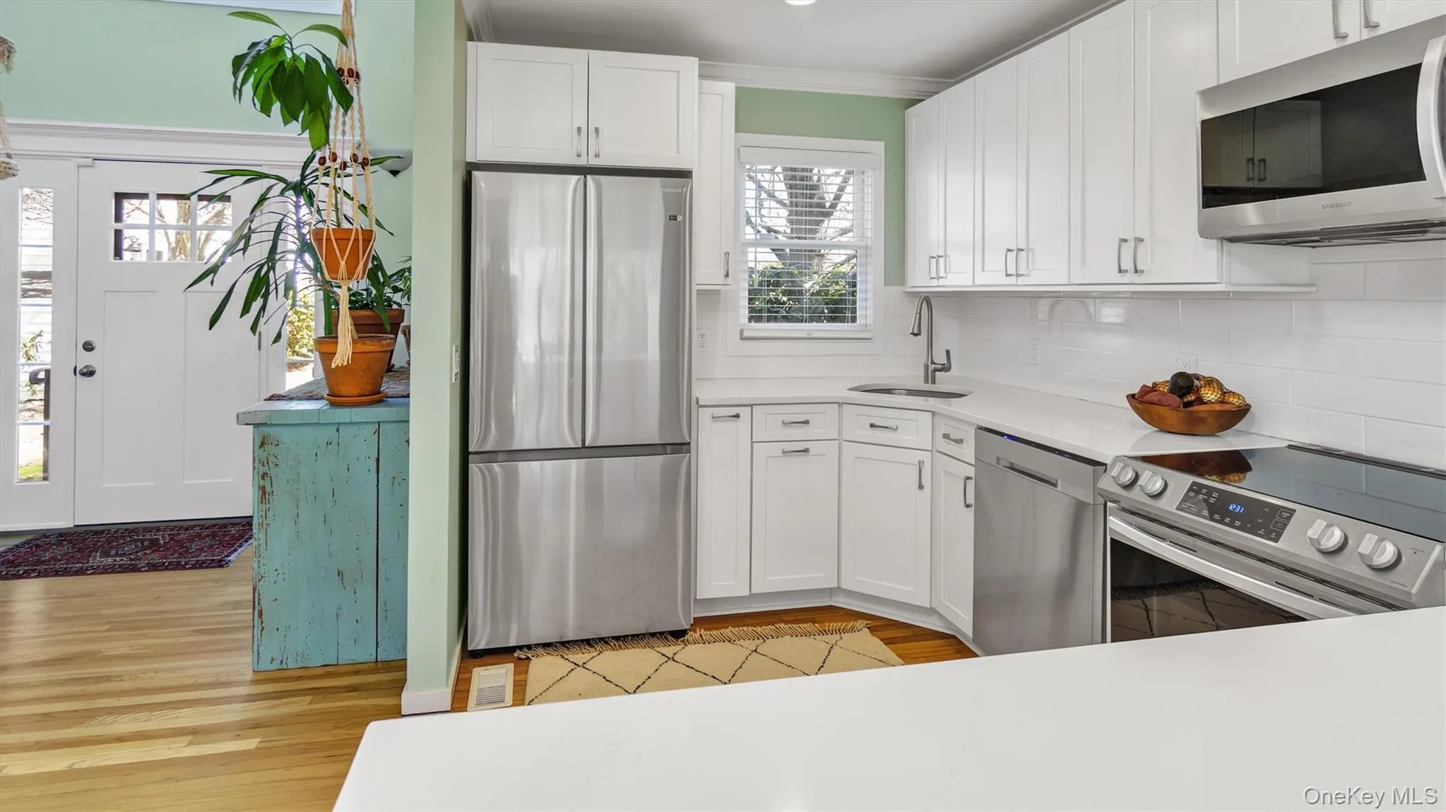 25 Mitchell, Southampton, NY, 2 Bedrooms Bedrooms, 5 Rooms Rooms,2 BathroomsBathrooms,Residential Lease,For Rent,Mitchell,0,967976 25 Mitchell, Southampton, NY, 2 Bedrooms Bedrooms, 5 Rooms Rooms,2 BathroomsBathrooms,Residential Lease,For Rent,Mitchell,0,967976