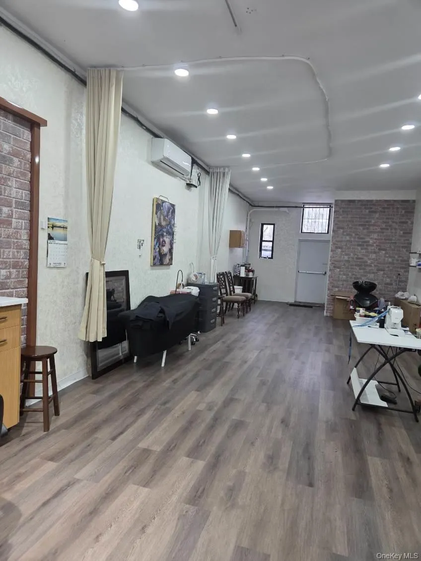 4 Welwyn Road, North Hempstead, NY, ,Commercial Lease,For Rent,Welwyn,0,967994 4 Welwyn Road, North Hempstead, NY, ,Commercial Lease,For Rent,Welwyn,0,967994