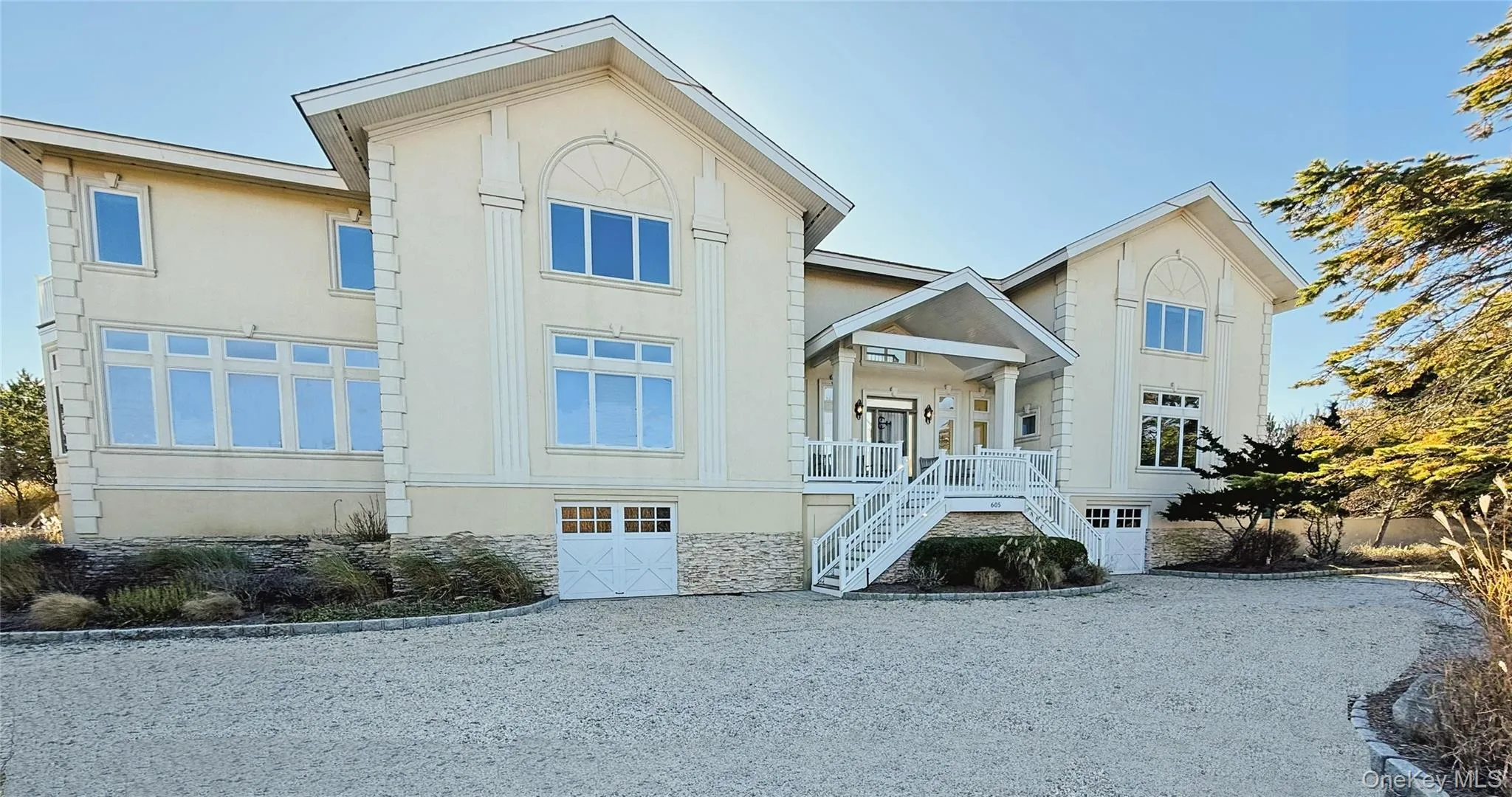 605 Dune Road, Southampton, NY, 5 Bedrooms Bedrooms, 9 Rooms Rooms,5 BathroomsBathrooms,Residential Lease,For Rent,Dune,0,967999 605 Dune Road, Southampton, NY, 5 Bedrooms Bedrooms, 9 Rooms Rooms,5 BathroomsBathrooms,Residential Lease,For Rent,Dune,0,967999