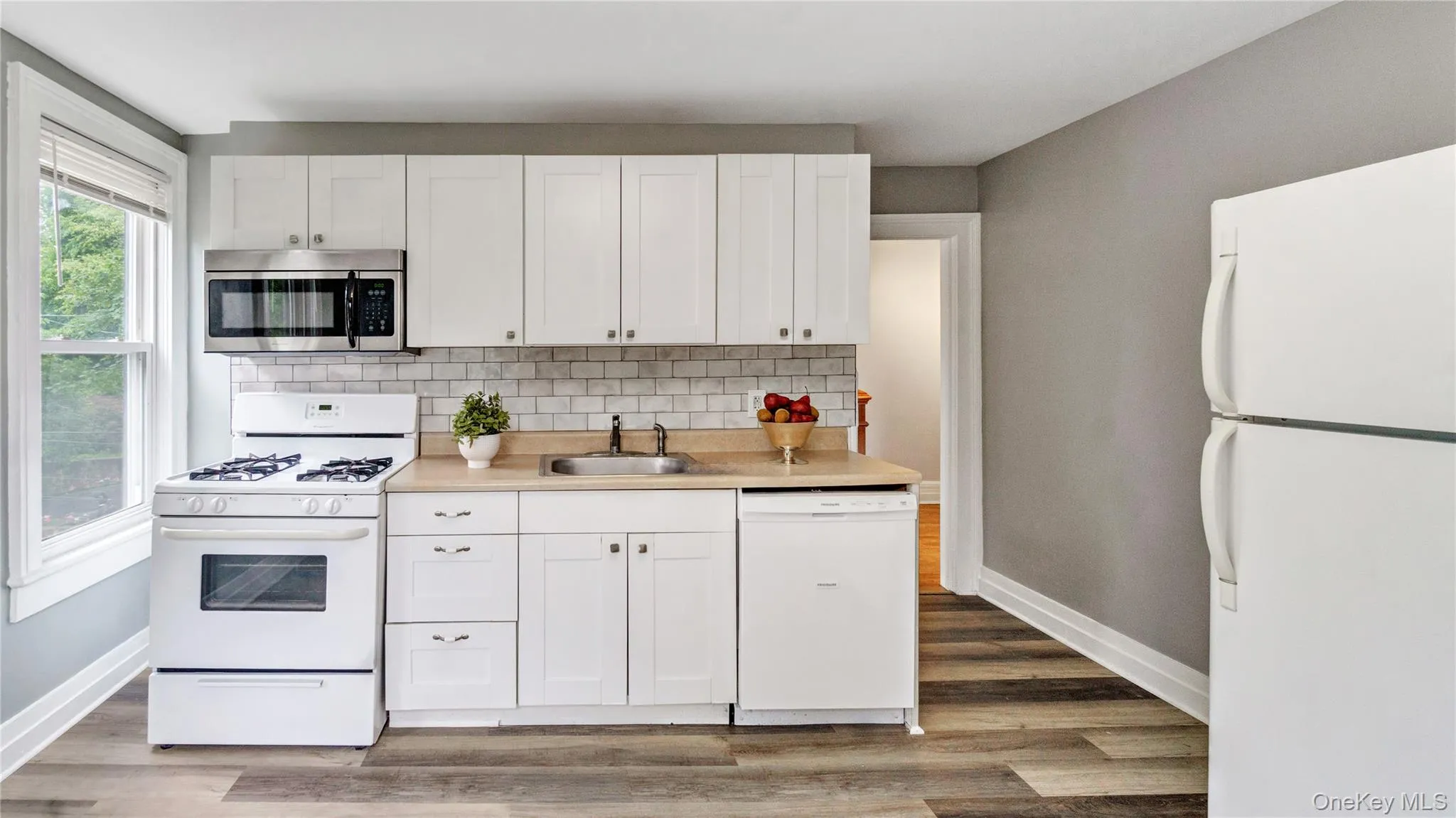 22 Town Path, Glen Cove, NY, 2 Bedrooms Bedrooms, 4 Rooms Rooms,1 BathroomBathrooms,Residential Lease,For Rent,Town,0,968000 22 Town Path, Glen Cove, NY, 2 Bedrooms Bedrooms, 4 Rooms Rooms,1 BathroomBathrooms,Residential Lease,For Rent,Town,0,968000