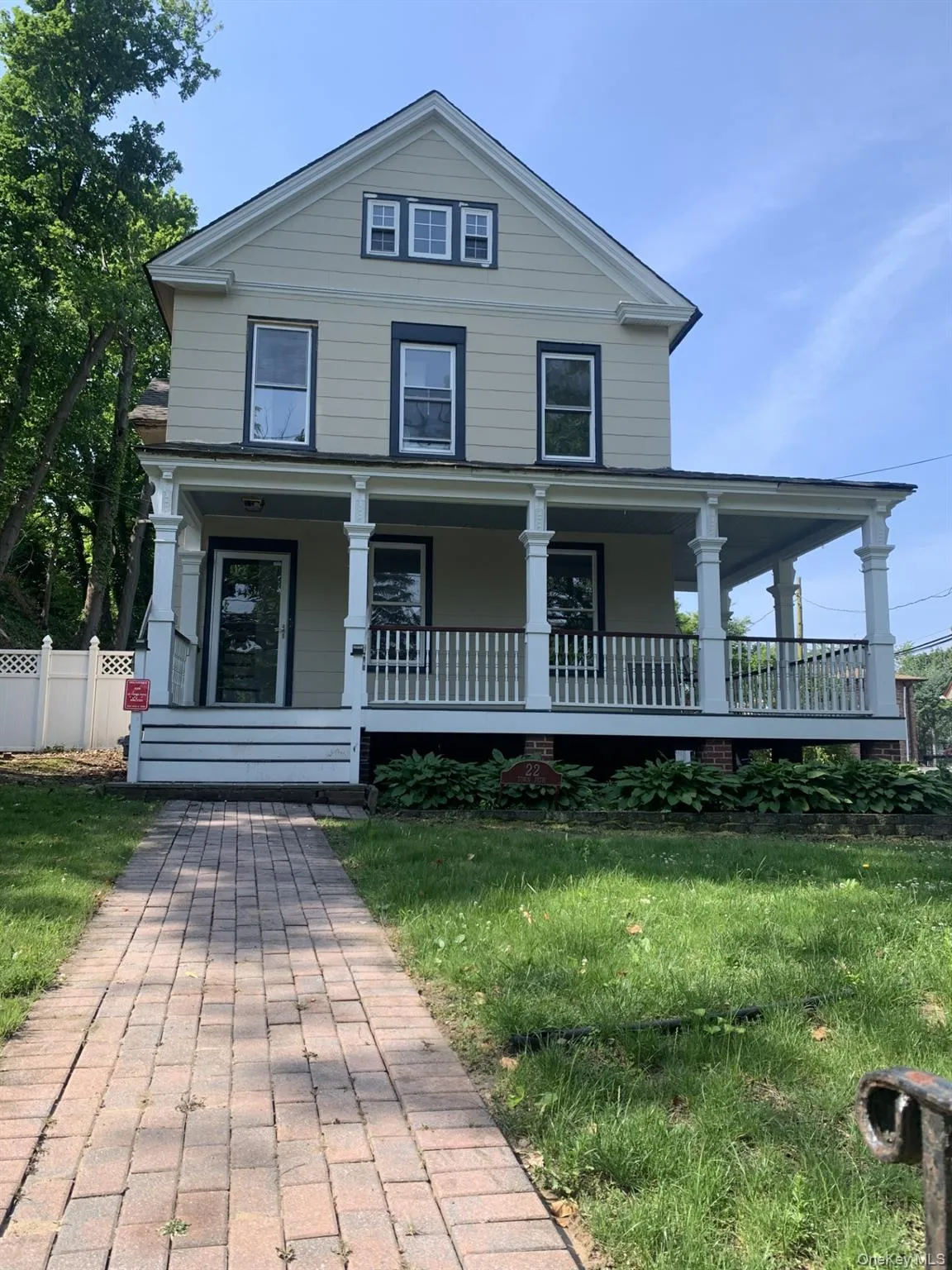 22 Town Path, Glen Cove, NY, 2 Bedrooms Bedrooms, 4 Rooms Rooms,1 BathroomBathrooms,Residential Lease,For Rent,Town,0,968000 22 Town Path, Glen Cove, NY, 2 Bedrooms Bedrooms, 4 Rooms Rooms,1 BathroomBathrooms,Residential Lease,For Rent,Town,0,968000