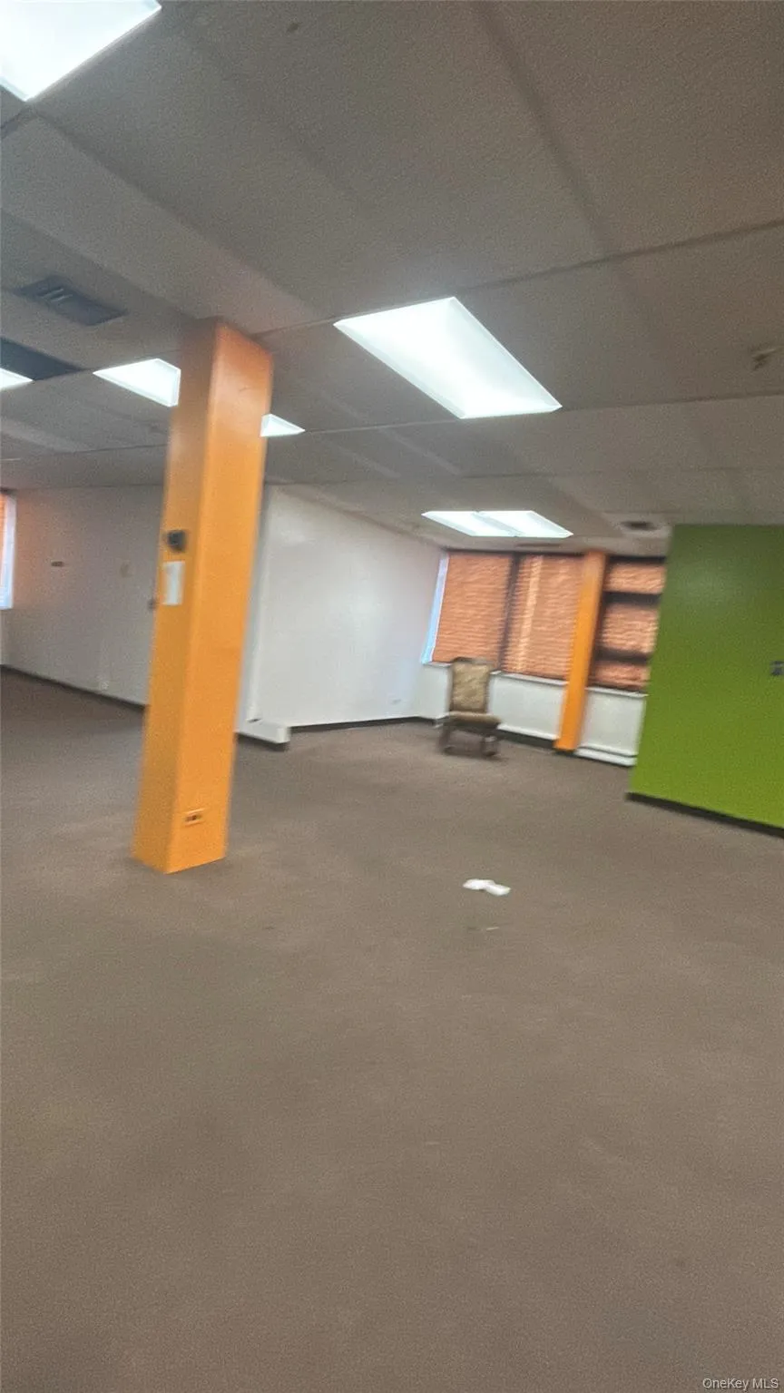 5858 Laurel Hill Boulevard, New York, NY, ,Commercial Lease,For Rent,Laurel Hill,0,968006 5858 Laurel Hill Boulevard, New York, NY, ,Commercial Lease,For Rent,Laurel Hill,0,968006