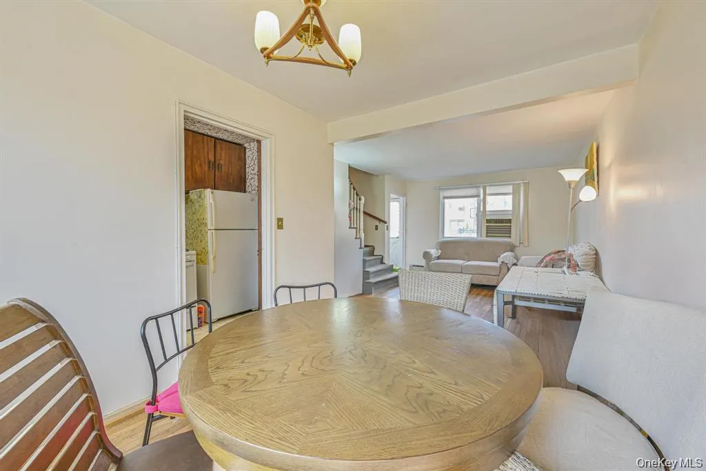 21606 68th Avenue, New York, NY, 2 Bedrooms Bedrooms, 5 Rooms Rooms,1 BathroomBathrooms,Residential,For Rent,68th,0,968009 21606 68th Avenue, New York, NY, 2 Bedrooms Bedrooms, 5 Rooms Rooms,1 BathroomBathrooms,Residential,For Rent,68th,0,968009