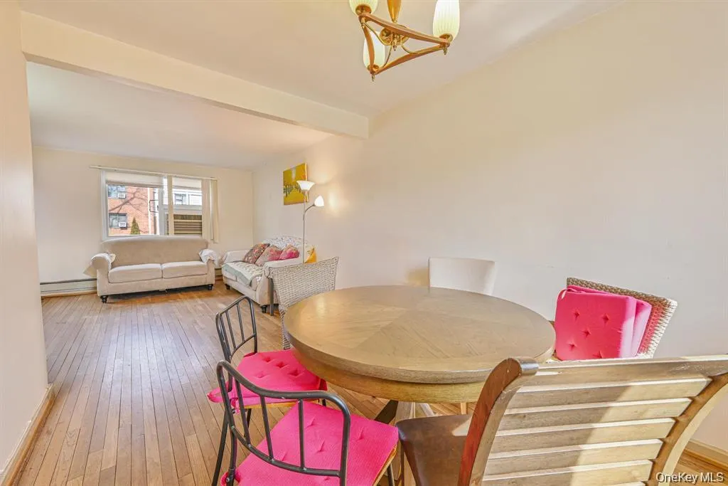 21606 68th Avenue, New York, NY, 2 Bedrooms Bedrooms, 5 Rooms Rooms,1 BathroomBathrooms,Residential,For Rent,68th,0,968009 21606 68th Avenue, New York, NY, 2 Bedrooms Bedrooms, 5 Rooms Rooms,1 BathroomBathrooms,Residential,For Rent,68th,0,968009