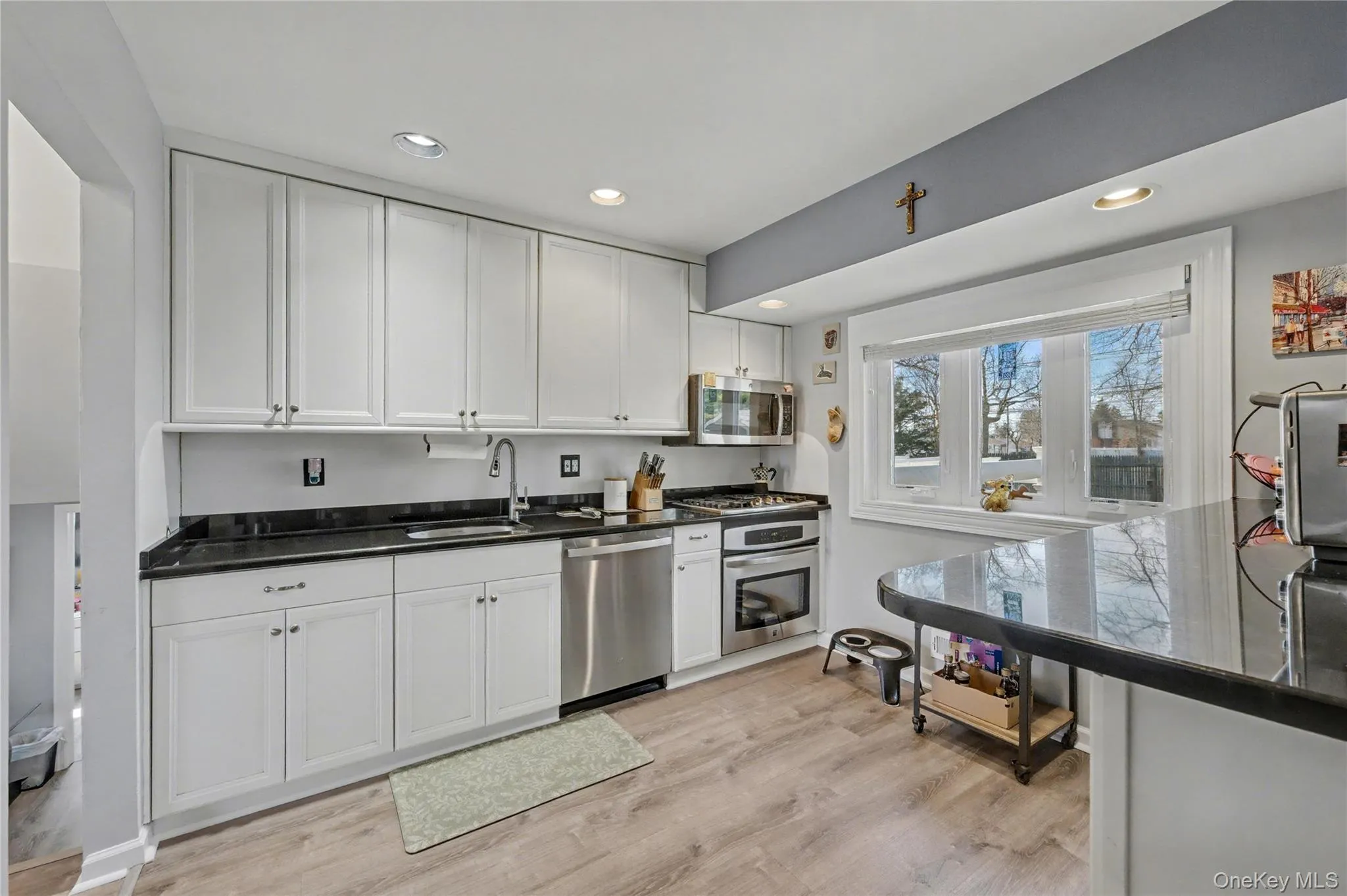 57 Richfield Street, Oyster Bay, NY, 4 Bedrooms Bedrooms, 6 Rooms Rooms,2 BathroomsBathrooms,Residential Sale,For Rent,Richfield,0,968012 57 Richfield Street, Oyster Bay, NY, 4 Bedrooms Bedrooms, 6 Rooms Rooms,2 BathroomsBathrooms,Residential Sale,For Rent,Richfield,0,968012