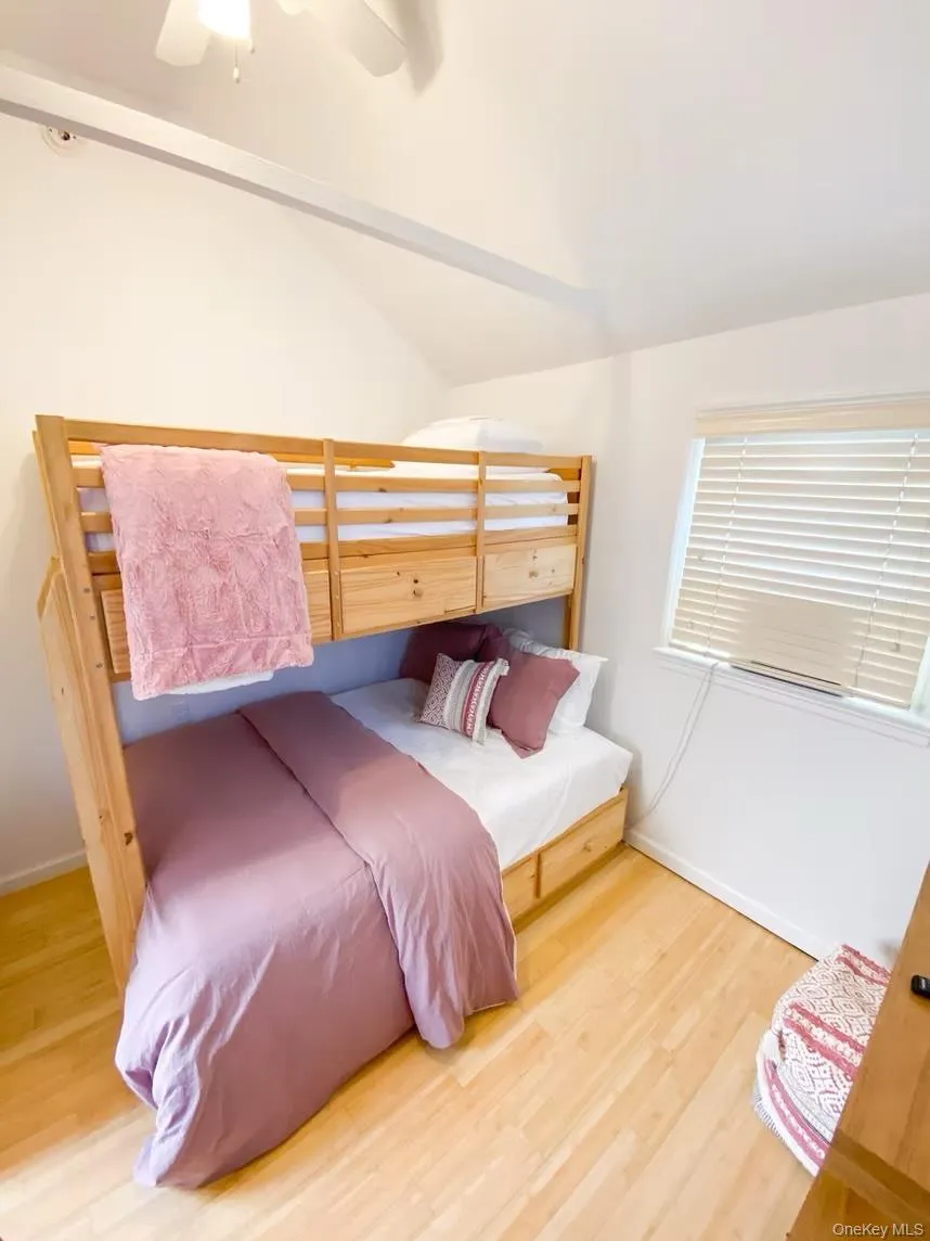 298 Cottage Walk, Islip, NY, 3 Bedrooms Bedrooms, 3 Rooms Rooms,1 BathroomBathrooms,Residential,For Rent,Cottage,0,968013 298 Cottage Walk, Islip, NY, 3 Bedrooms Bedrooms, 3 Rooms Rooms,1 BathroomBathrooms,Residential,For Rent,Cottage,0,968013