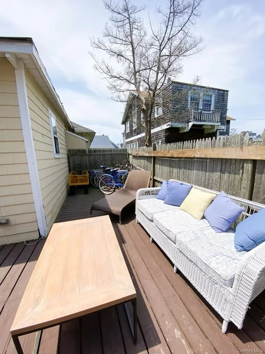 298 Cottage Walk, Islip, NY, 3 Bedrooms Bedrooms, 3 Rooms Rooms,1 BathroomBathrooms,Residential,For Rent,Cottage,0,968013 298 Cottage Walk, Islip, NY, 3 Bedrooms Bedrooms, 3 Rooms Rooms,1 BathroomBathrooms,Residential,For Rent,Cottage,0,968013