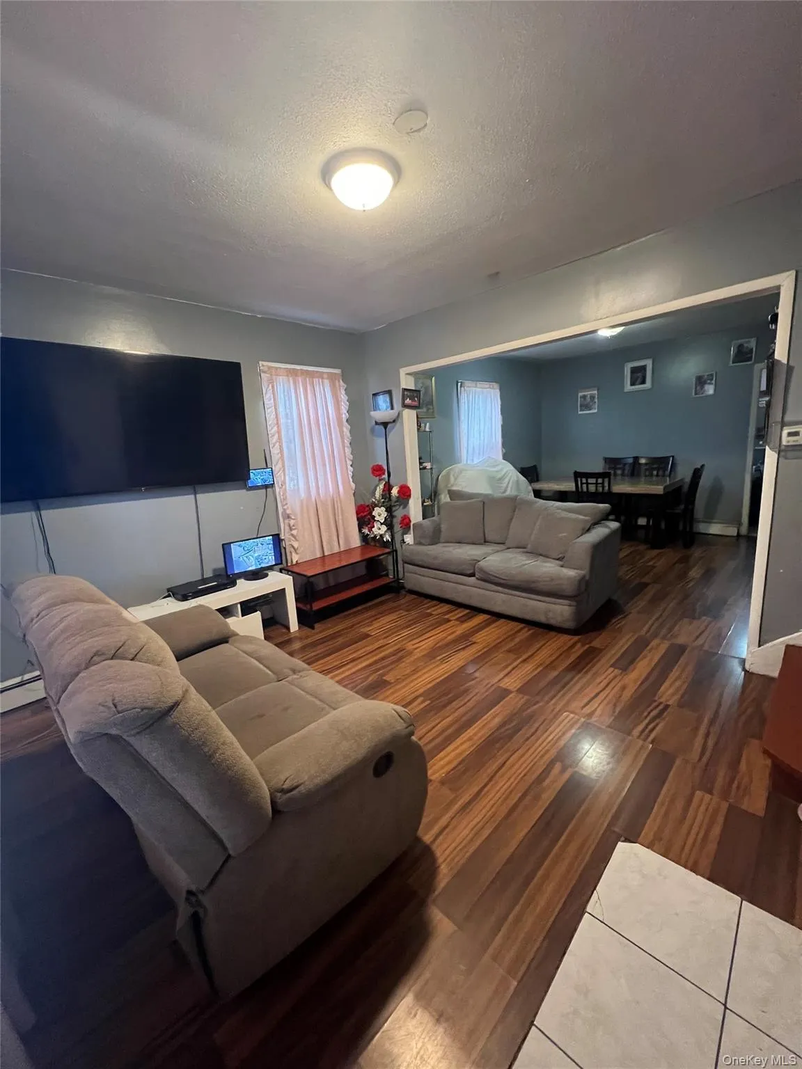 11558 147th Street, New York, NY, 3 Bedrooms Bedrooms, 8 Rooms Rooms,3 BathroomsBathrooms,Residential,For Rent,147th,0,968014 11558 147th Street, New York, NY, 3 Bedrooms Bedrooms, 8 Rooms Rooms,3 BathroomsBathrooms,Residential,For Rent,147th,0,968014