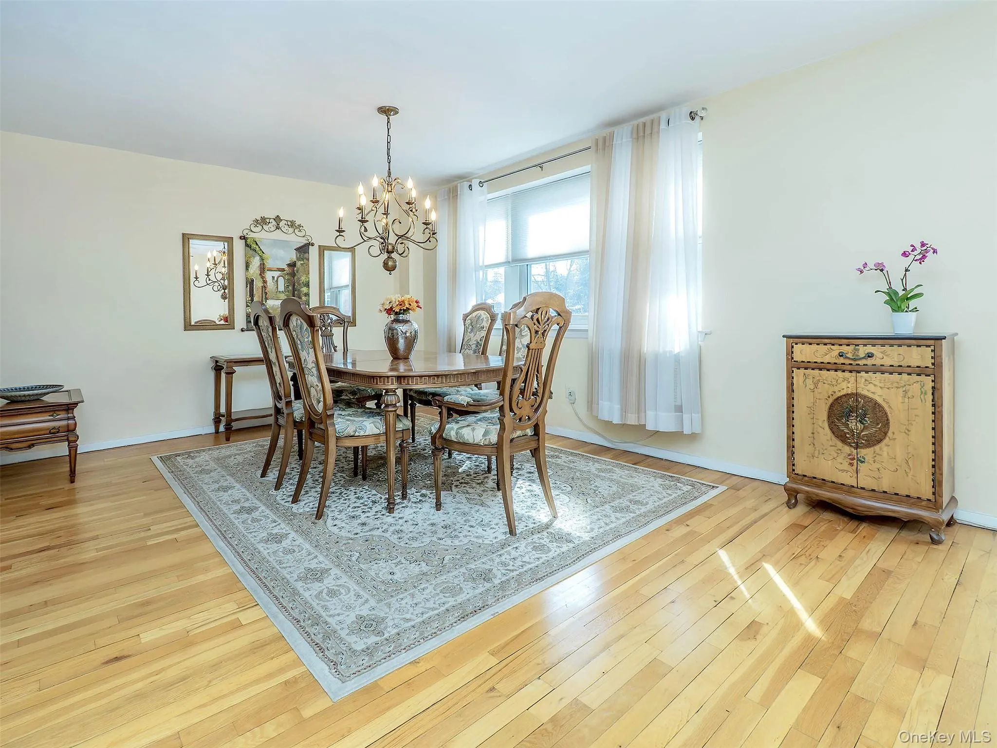 32 Pearsall, Glen Cove, NY, 1 Bedroom Bedrooms, 4 Rooms Rooms,1 BathroomBathrooms,Residential Sale,For Rent,Pearsall,0,968031 32 Pearsall, Glen Cove, NY, 1 Bedroom Bedrooms, 4 Rooms Rooms,1 BathroomBathrooms,Residential Sale,For Rent,Pearsall,0,968031