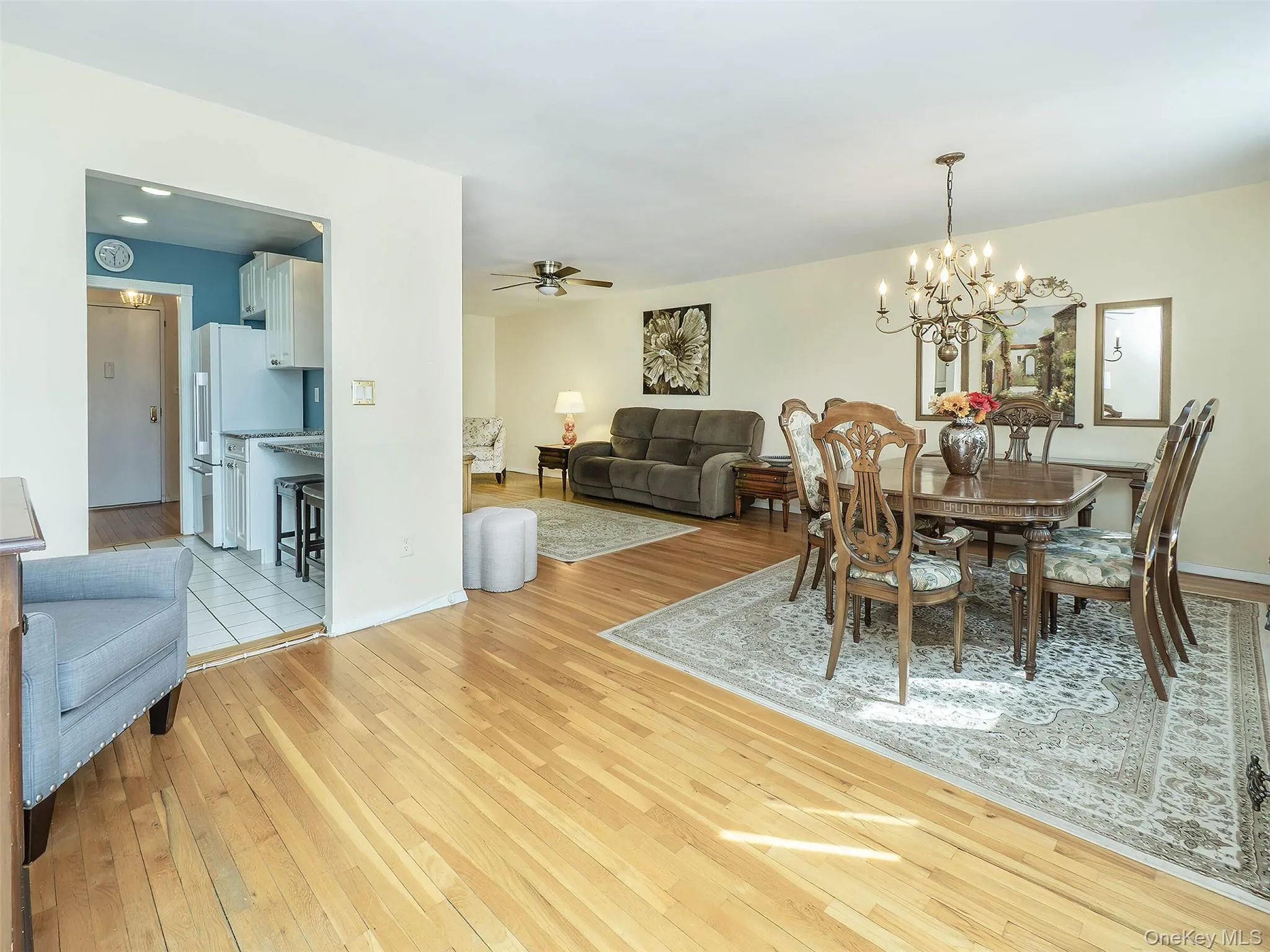 32 Pearsall, Glen Cove, NY, 1 Bedroom Bedrooms, 4 Rooms Rooms,1 BathroomBathrooms,Residential Sale,For Rent,Pearsall,0,968031 32 Pearsall, Glen Cove, NY, 1 Bedroom Bedrooms, 4 Rooms Rooms,1 BathroomBathrooms,Residential Sale,For Rent,Pearsall,0,968031